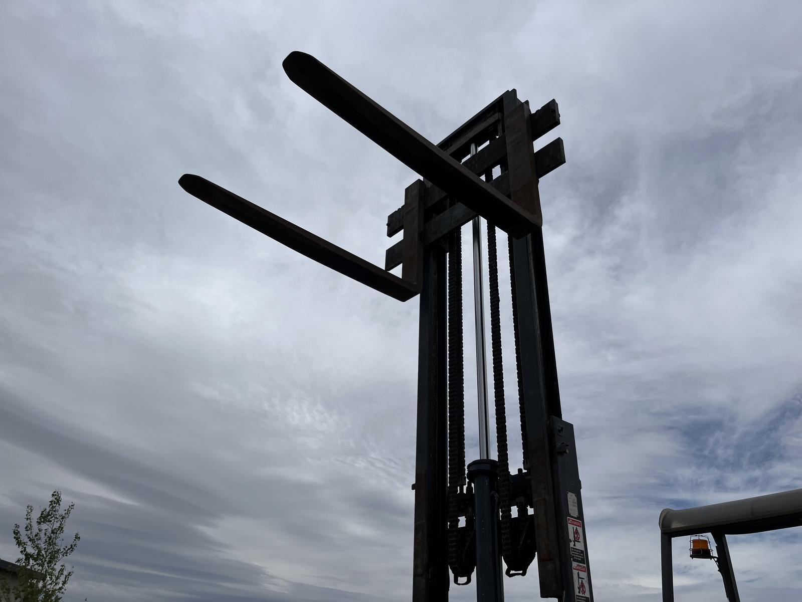 ./imagenes/INVOICE/2019/18063/MOFFETT M55 (10).JPG